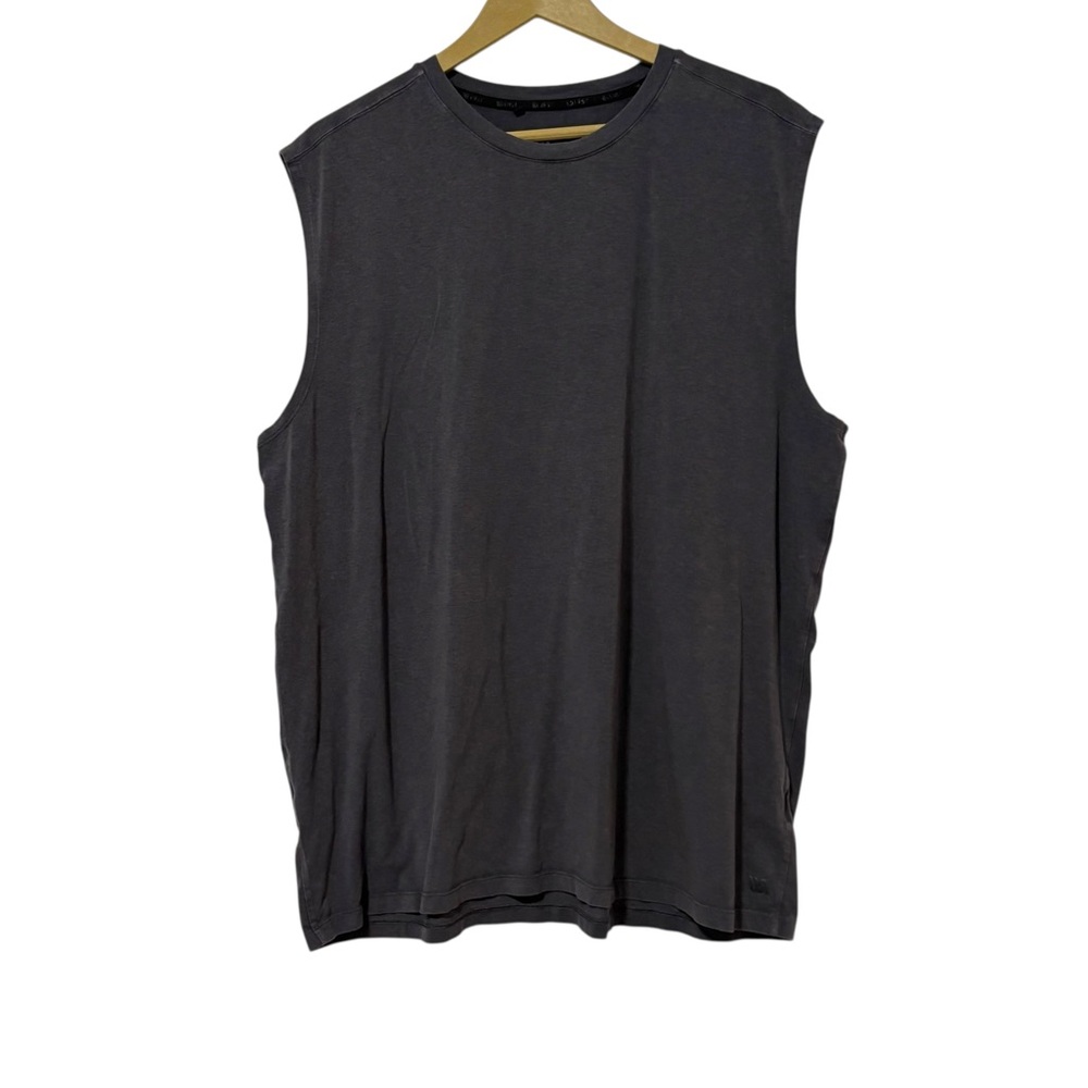 VRST Men’s Size XL Gray Tank Top Active Gym Running Outdoor Travel Neutral